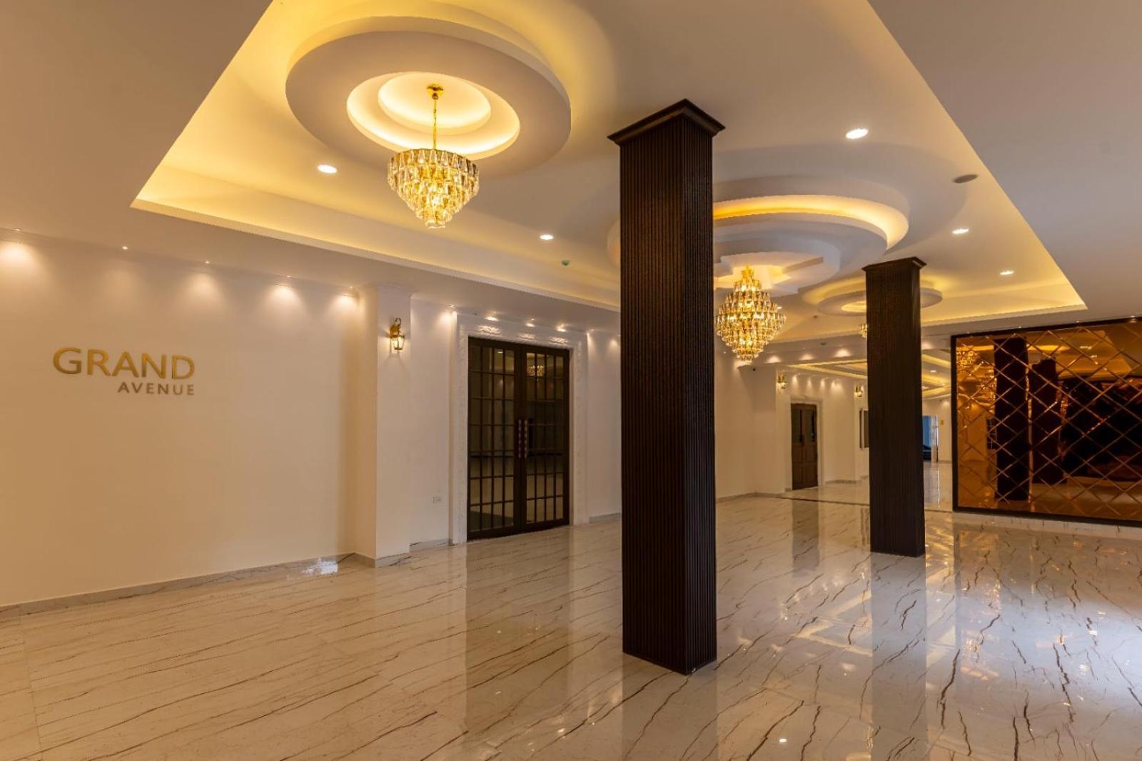 ホテル Eden Garden Convention Center Adur エクステリア 写真